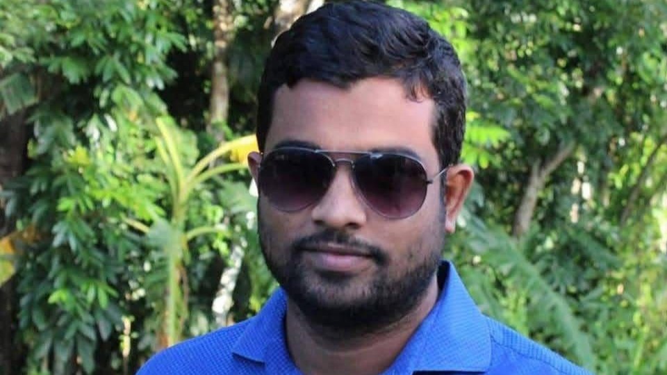 ভুয়া সনদে বিদ্যালয়ের সভাপতি হলেন আবুল বাসার